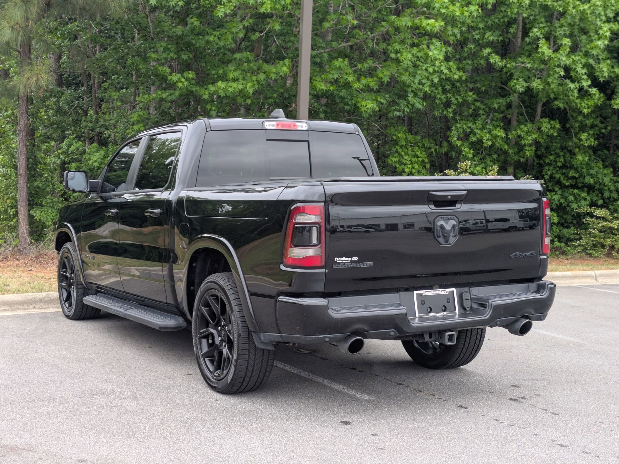 Used 2022 RAM 1500 Laramie AWD/4WD image 5