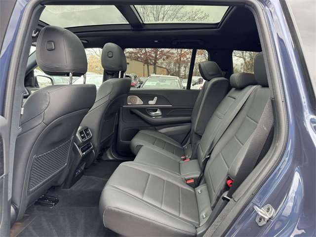 Certified 2025 Mercedes-Benz GLS 450 4MATIC image 33