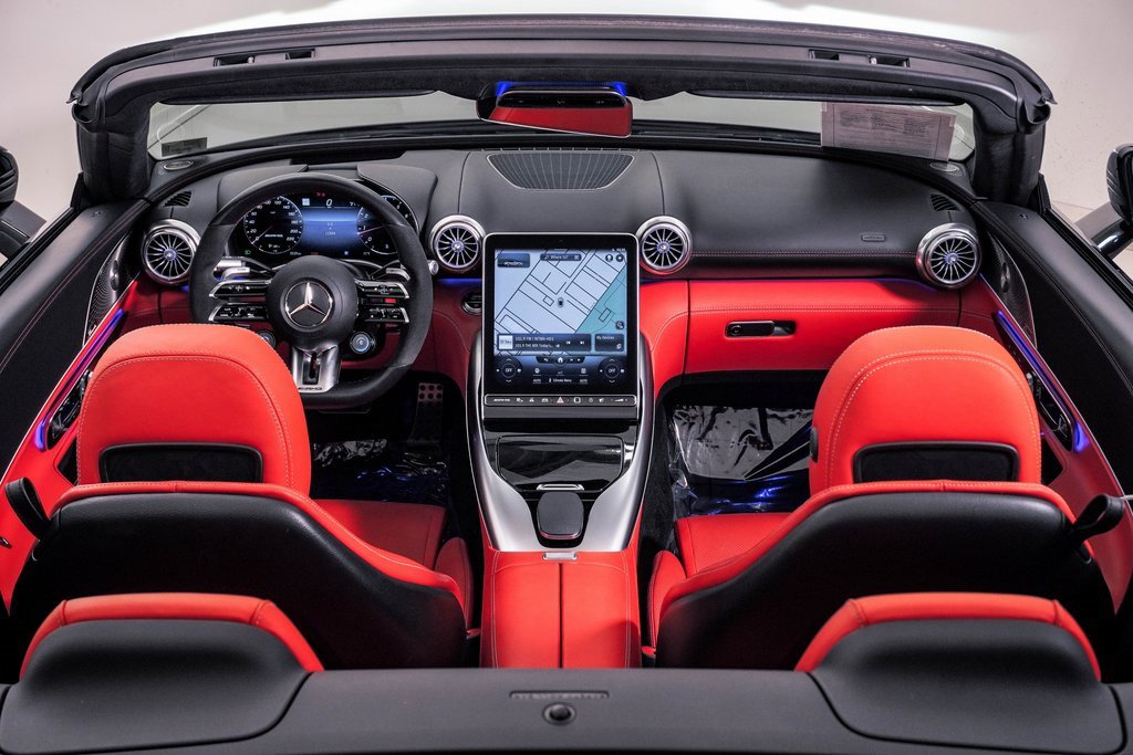 Used 2022 Mercedes-Benz SL 63 AMG 4MATIC image 22