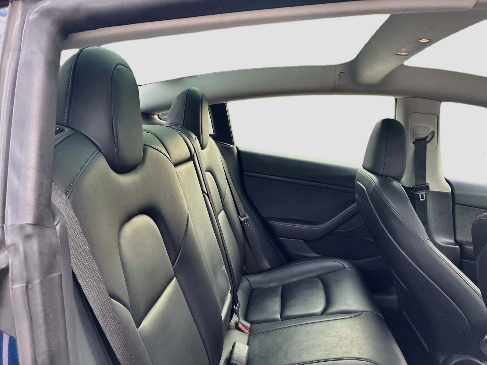 Used 2023 Tesla Model 3 Standard Range RWD image 27