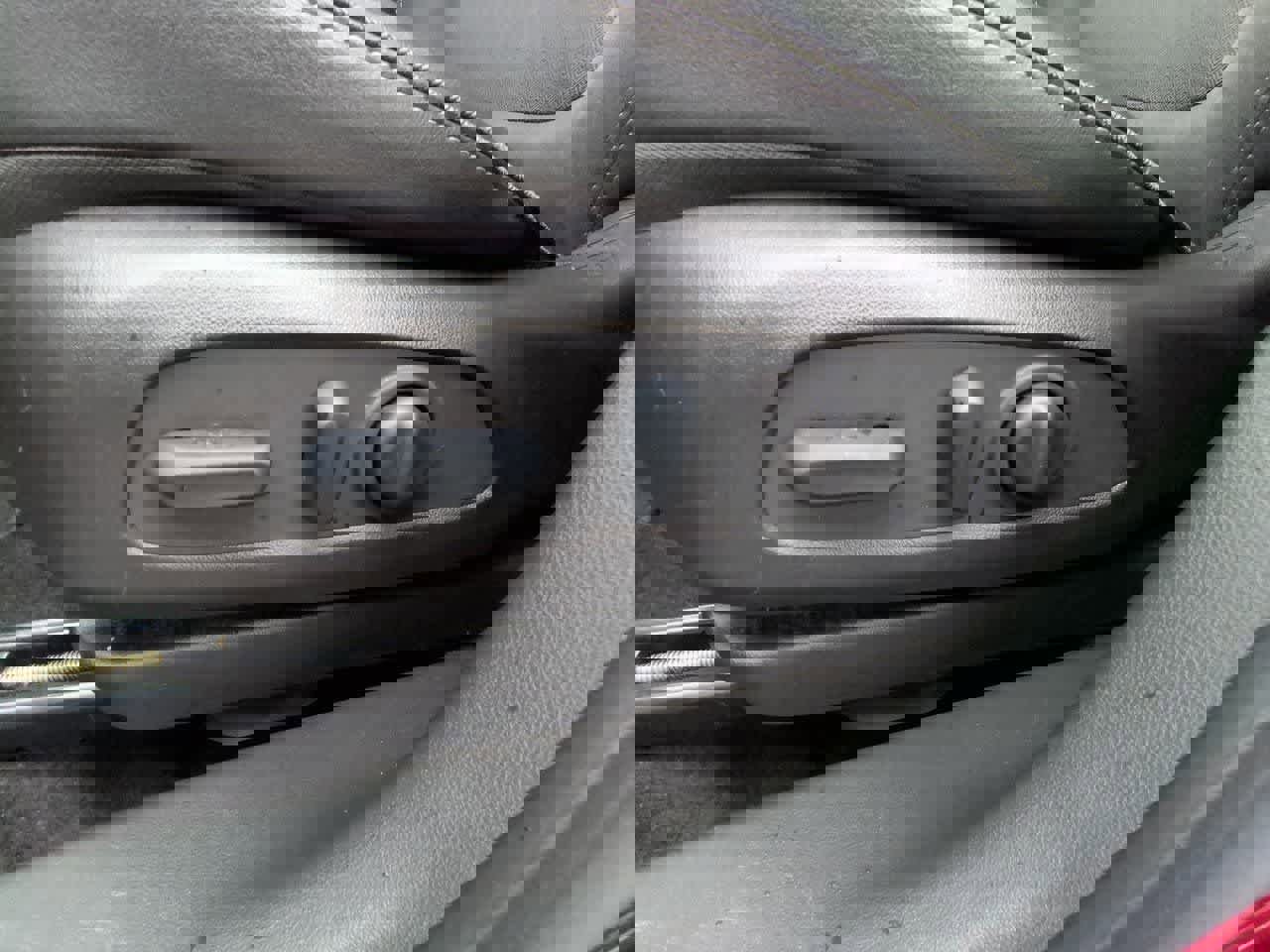 Used 2023 Buick Encore GX Select w/ Sport Touring Package image 17