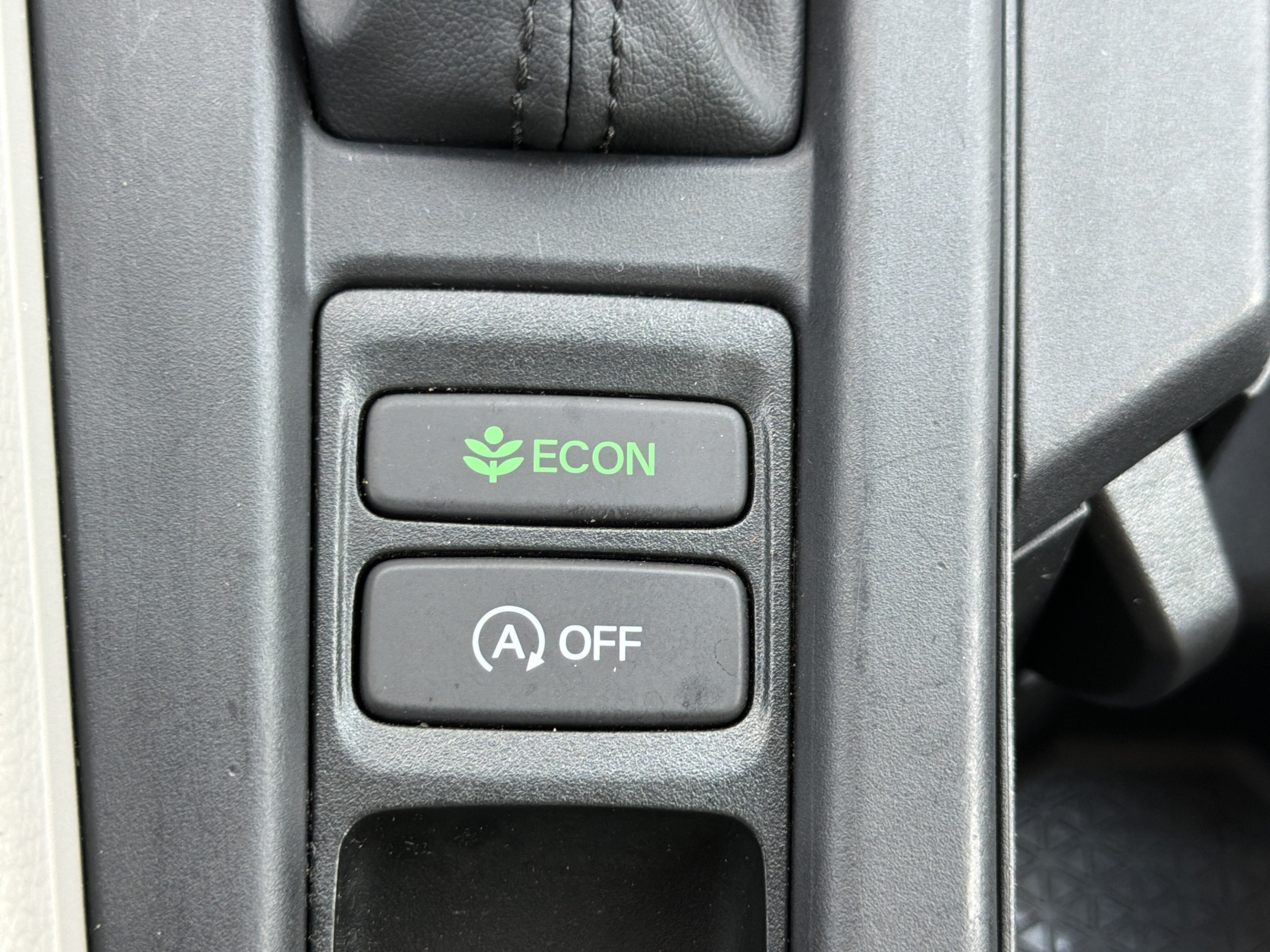 Certified 2025 Honda Accord LX image 17