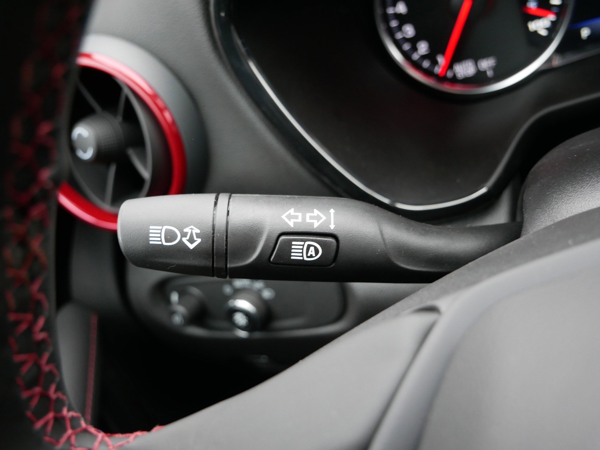 New 2026 Chevrolet Blazer RS w/ Driver Confidence II Package image 25