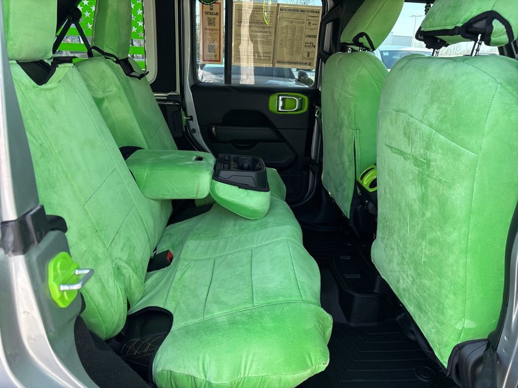 Used 2021 Jeep Wrangler Unlimited Sahara AWD/4WD image 41