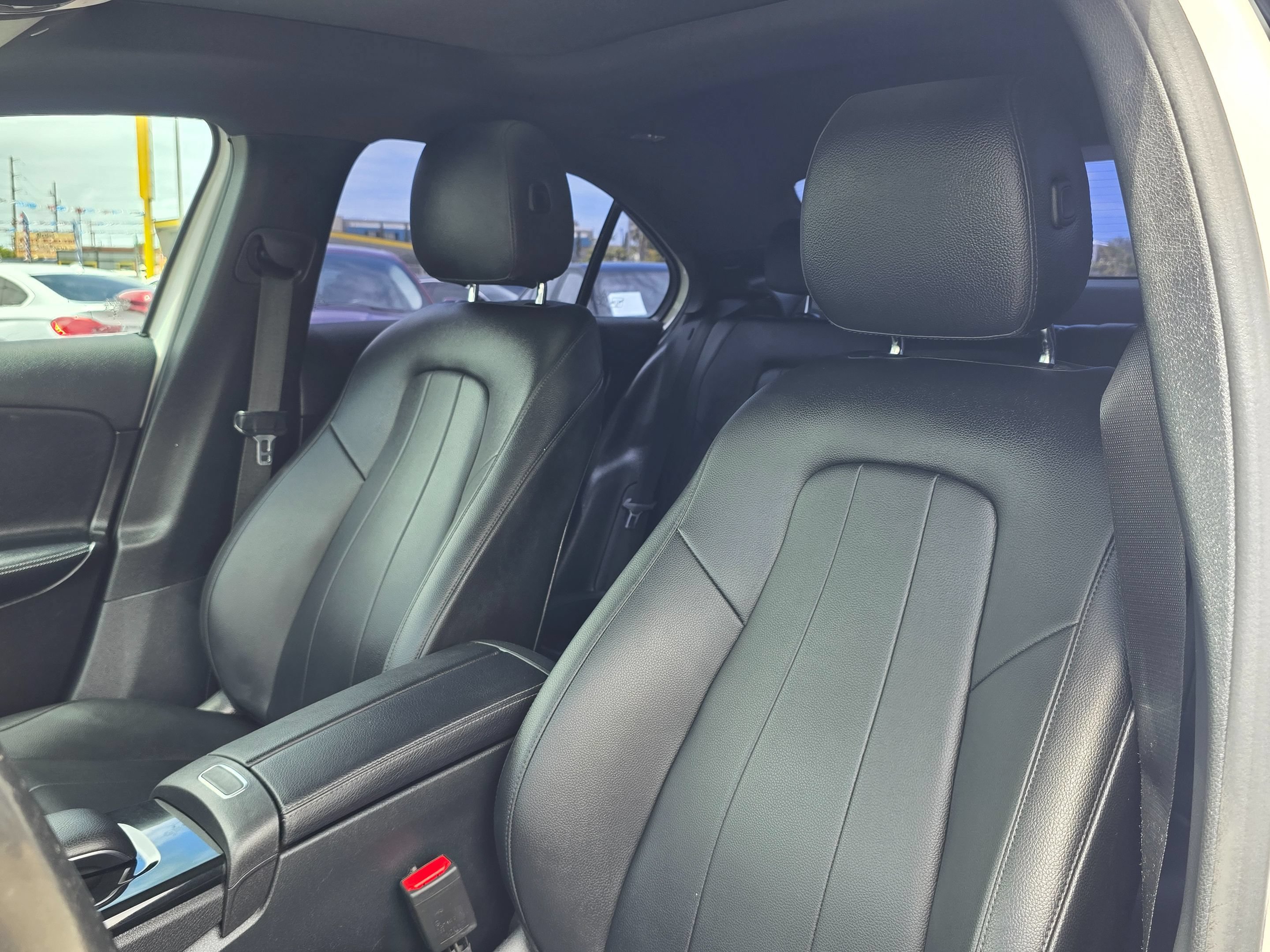 Used 2019 Mercedes-Benz A 220 w/ Parking Assistance Package image 15