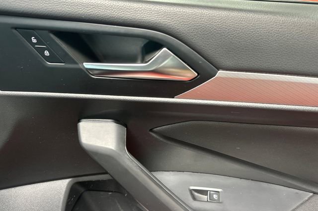 Certified 2021 Volkswagen Jetta S FWD image 21