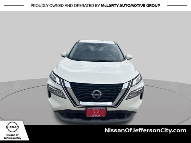 Used 2023 Nissan Rogue SV AWD/4WD image 2