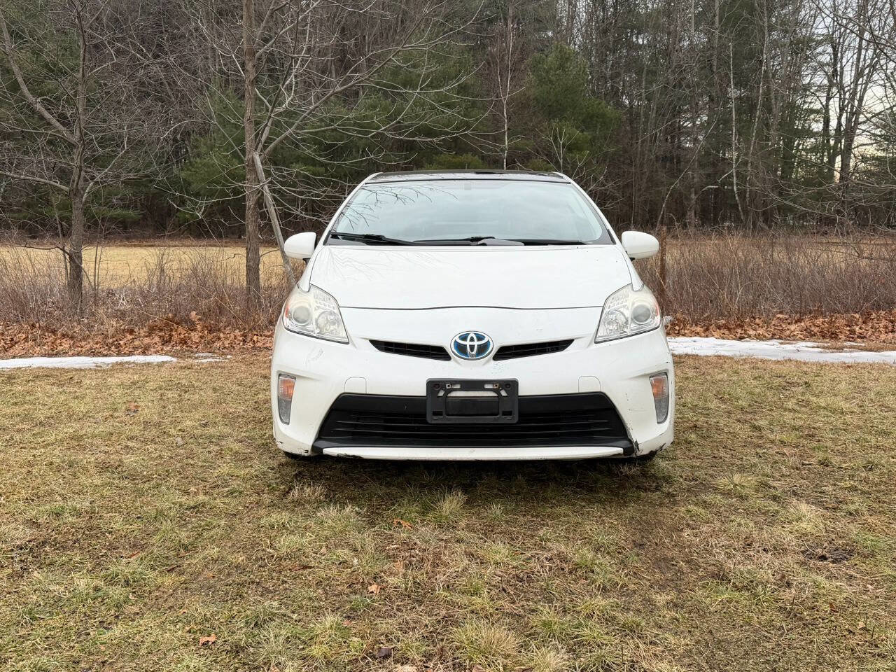 Used 2014 Toyota Prius Four w/ Solar Roof Package FWD image 2