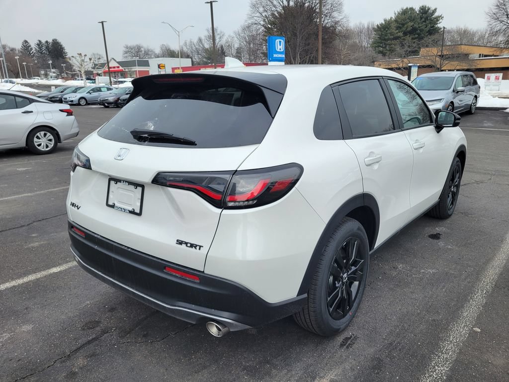 Certified 2026 Honda HR-V Sport image 3