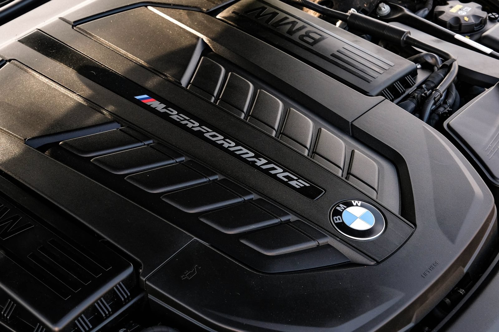 Used 2018 BMW M760i xDrive AWD/4WD image 55