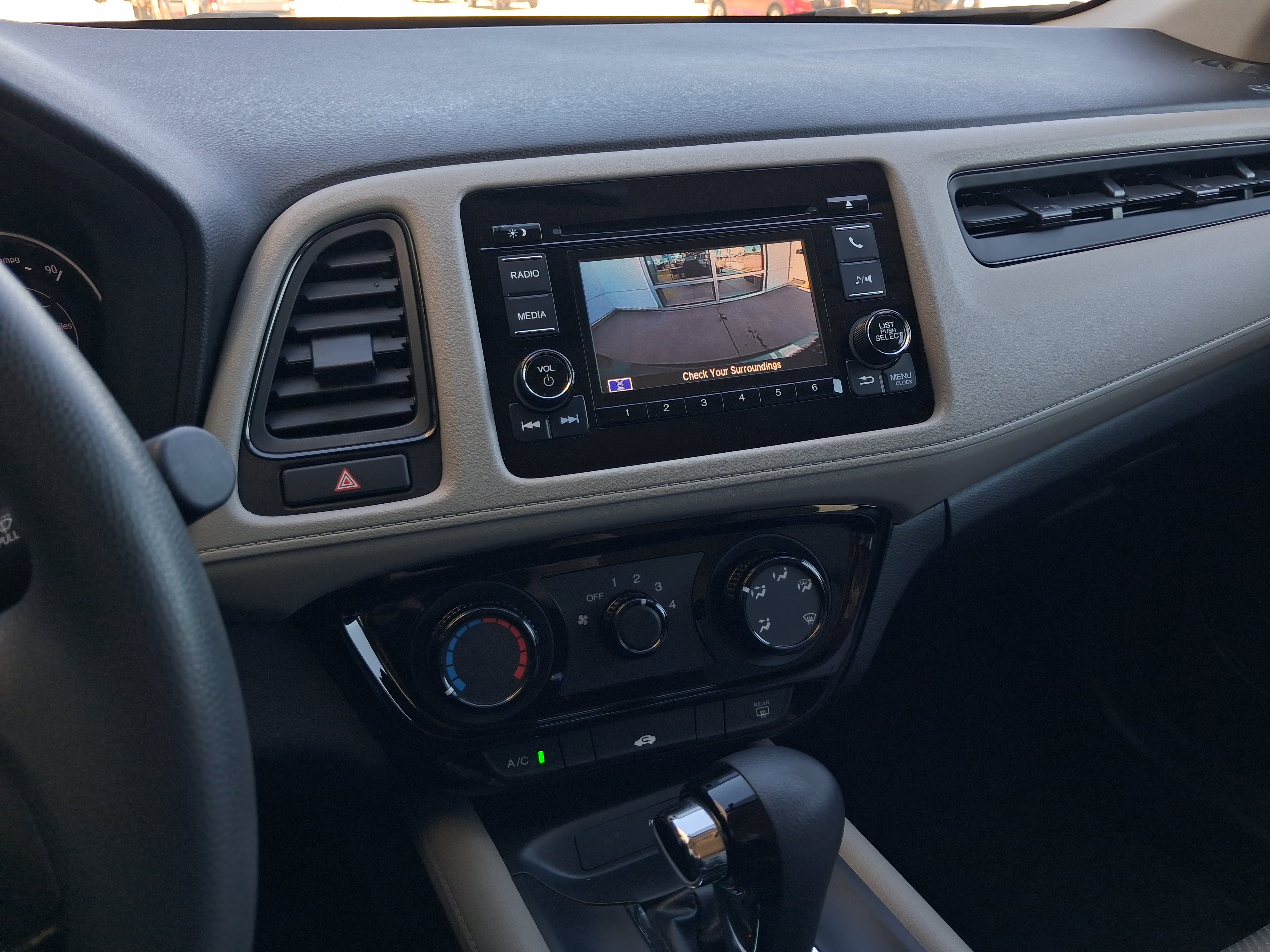 Used 2020 Honda HR-V LX image 14