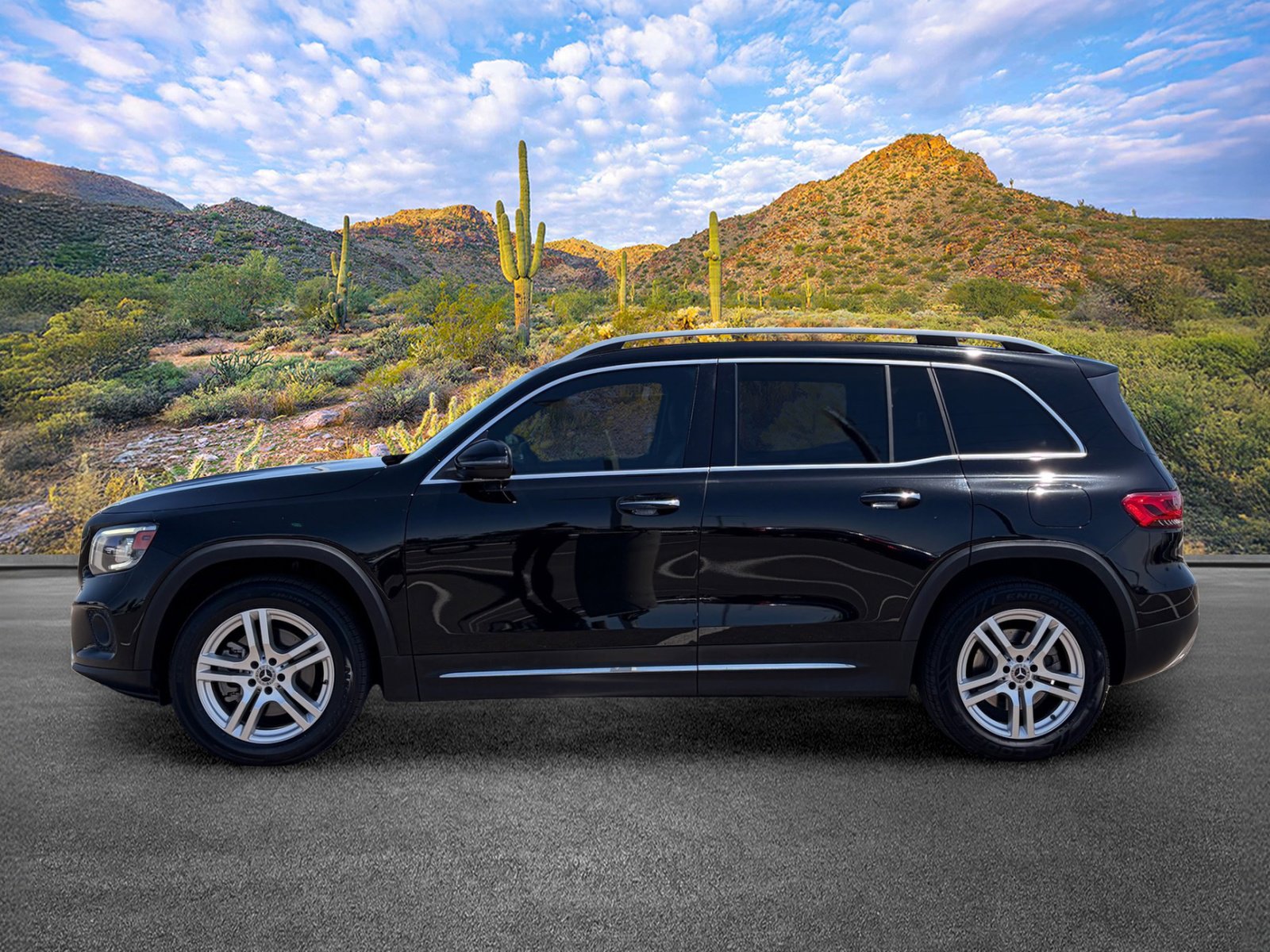 Used 2020 Mercedes-Benz GLB 250 image 7