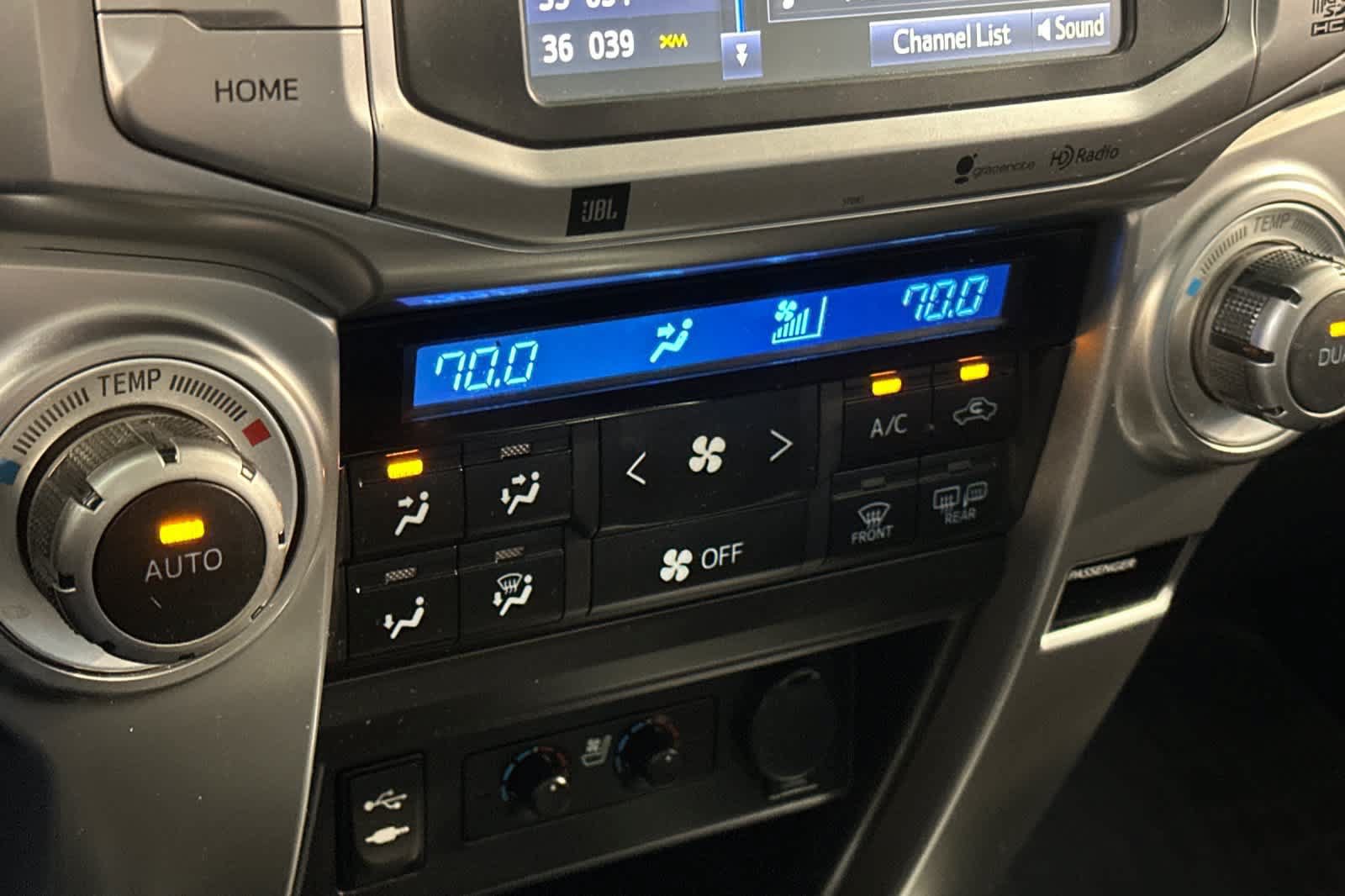 Used 2014 Toyota 4Runner Limited AWD/4WD image 22
