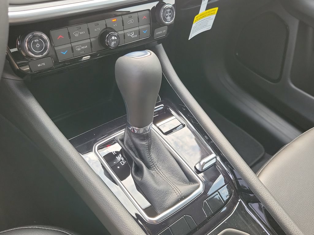 New 2026 Jeep Compass Limited AWD/4WD image 18
