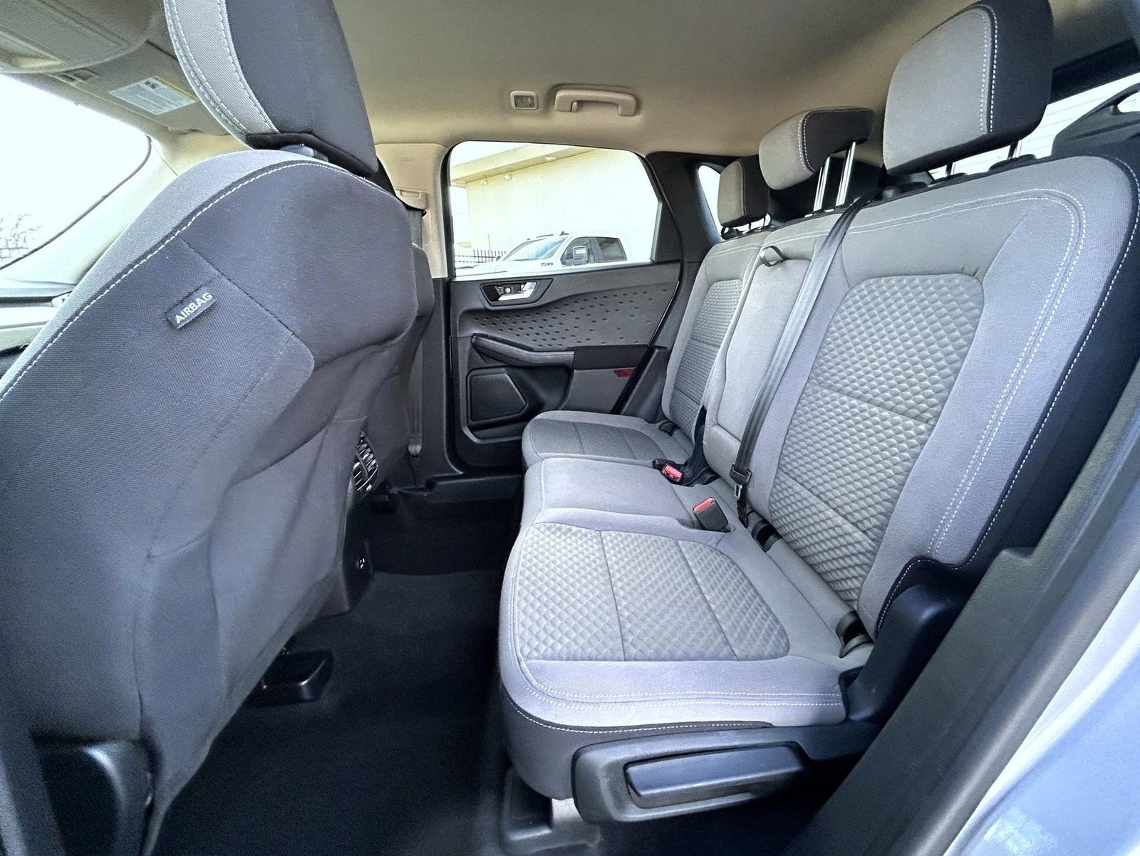 Used 2020 Ford Escape SE image 20