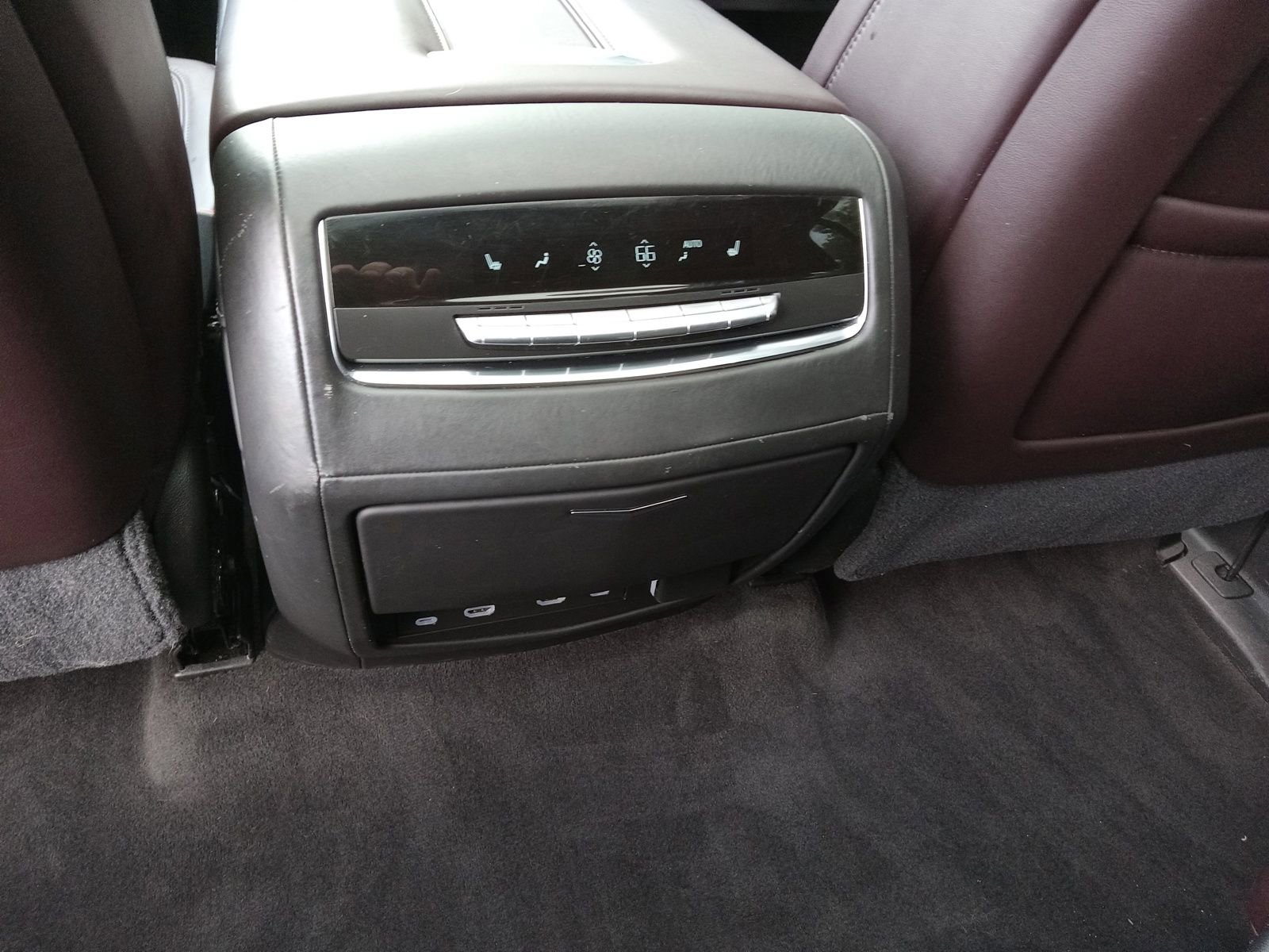 Used 2021 Cadillac Escalade Sport Platinum image 23