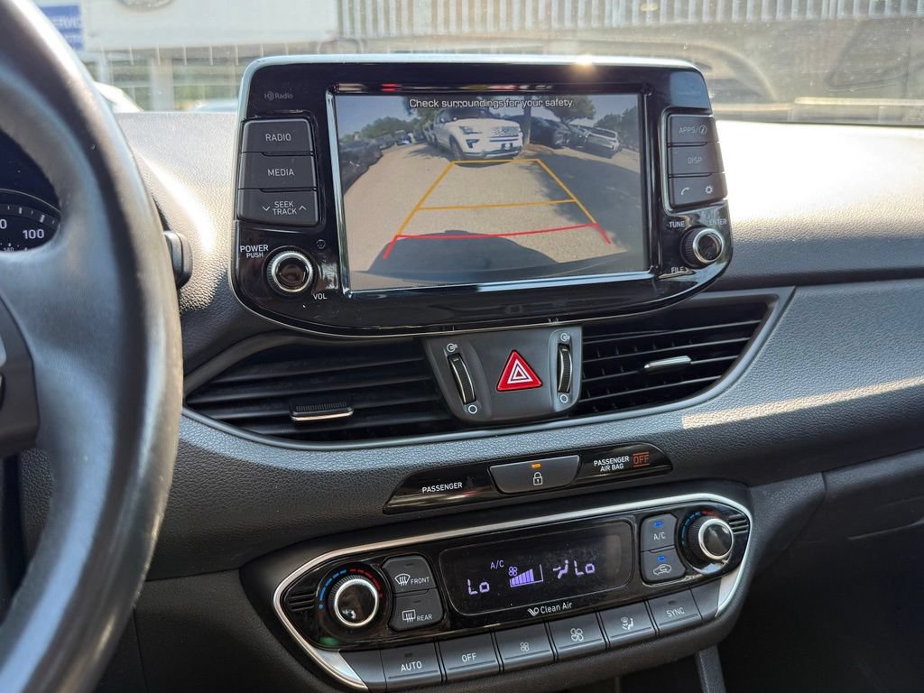 Used 2018 Hyundai Elantra GT w/ Style Package 02 FWD image 15