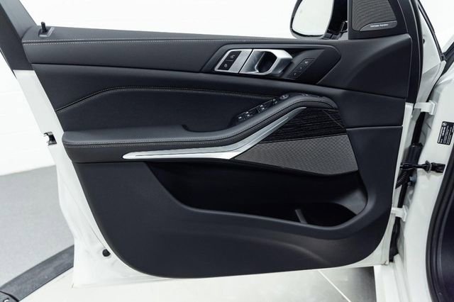 New 2026 BMW X5 xDrive40i AWD/4WD image 15