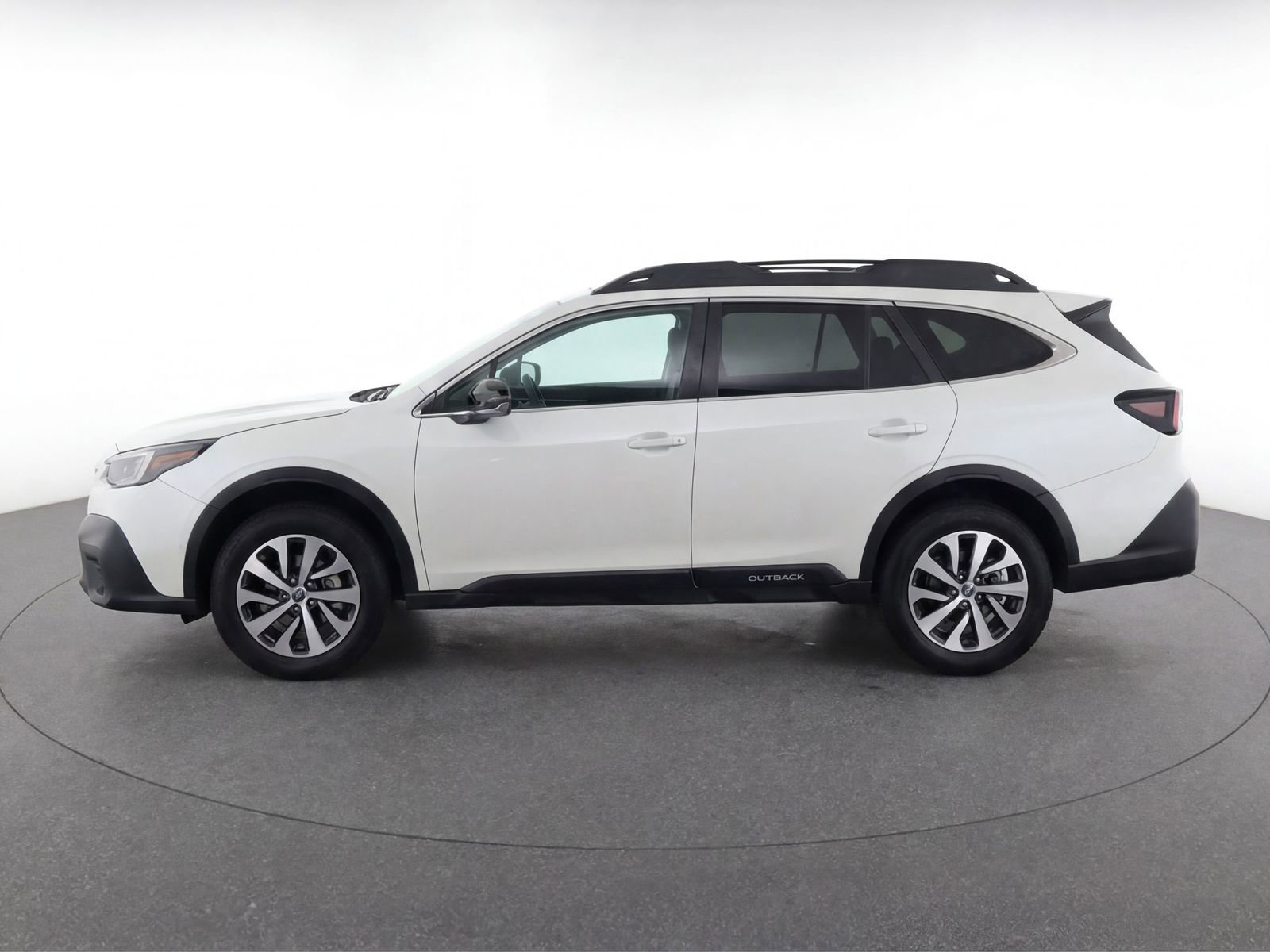Certified 2025 Subaru Outback Premium AWD/4WD image 7