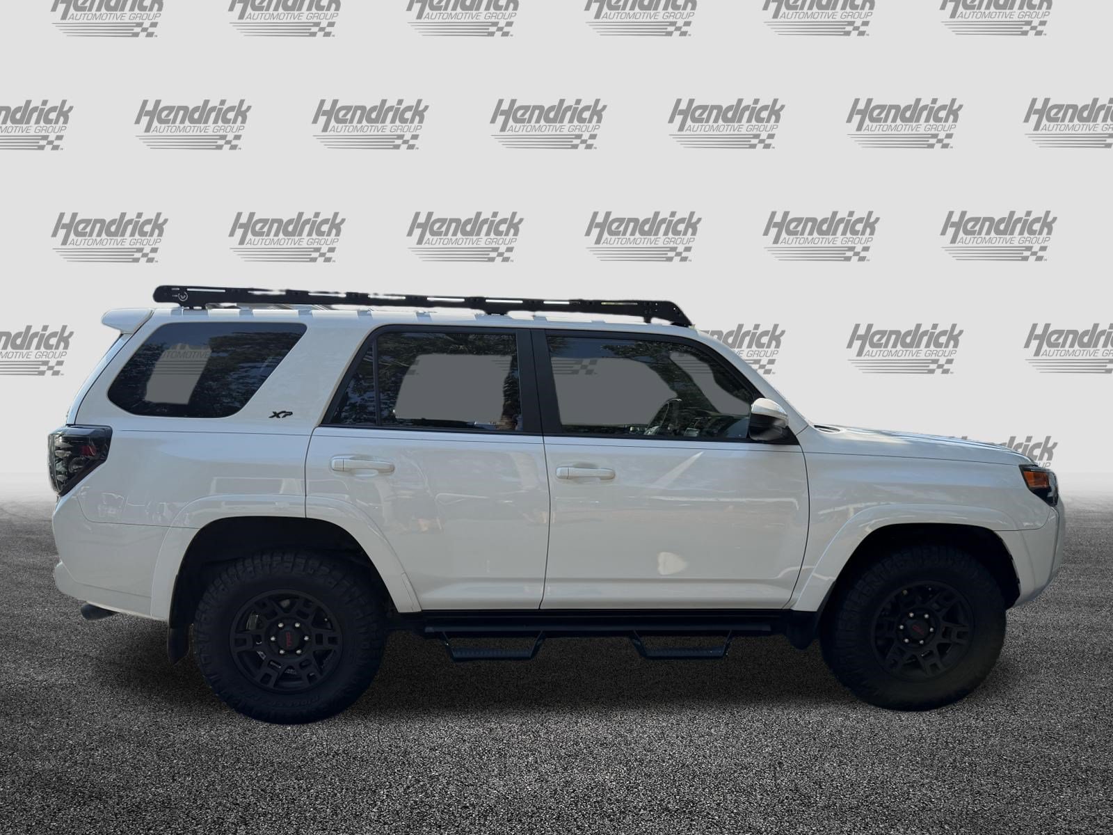 Used 2023 Toyota 4Runner SR5 AWD/4WD image 10