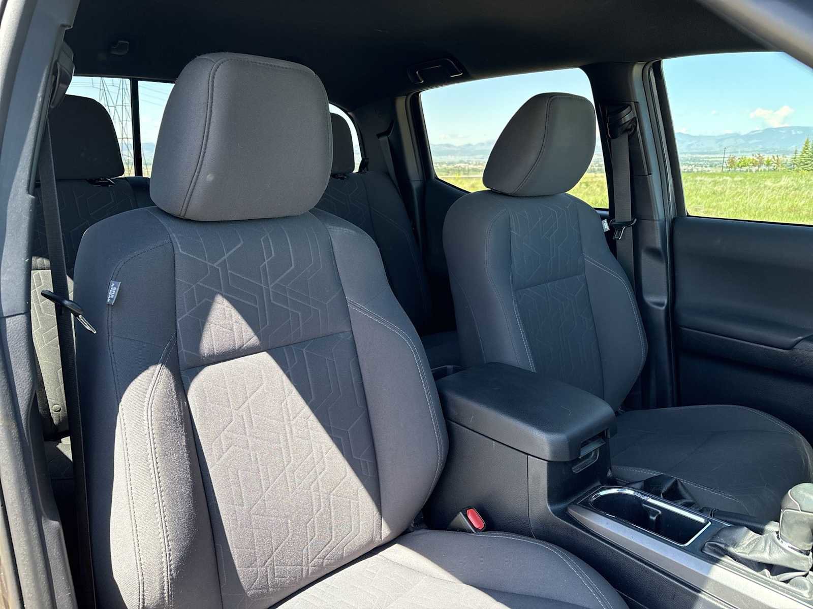 Used 2019 Toyota Tacoma TRD Off-Road AWD/4WD image 15
