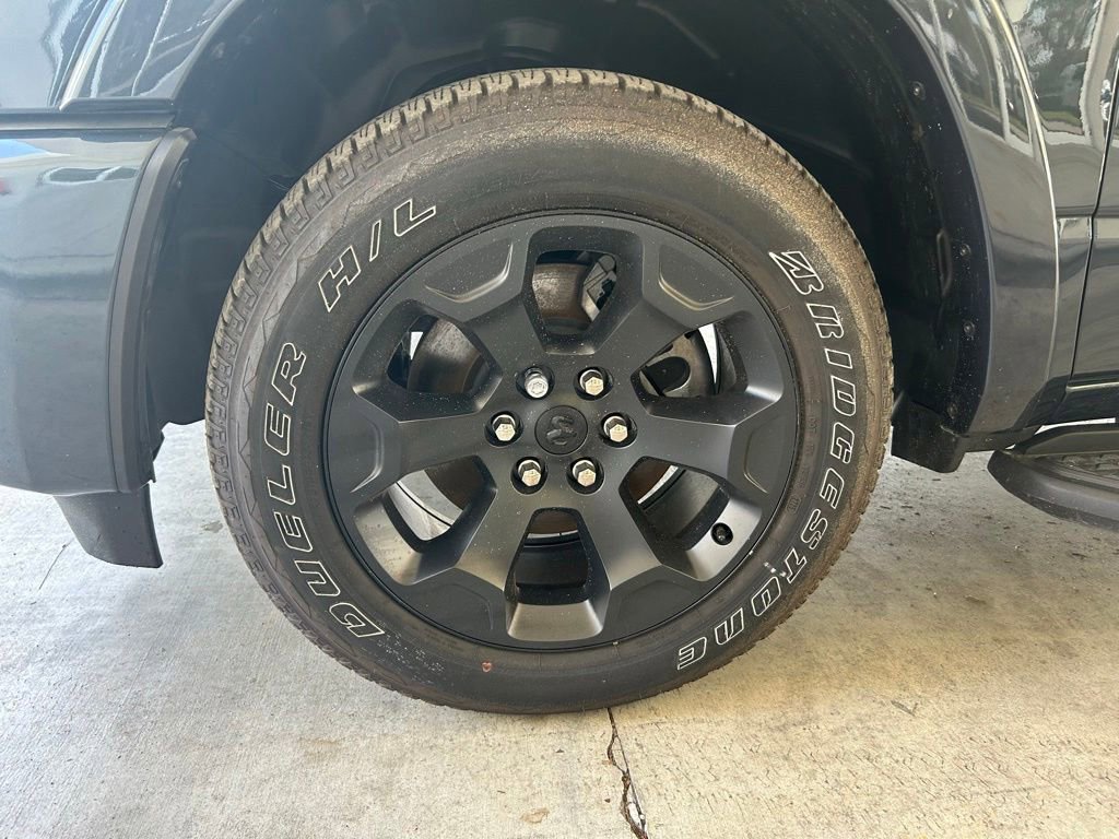 Used 2025 RAM 1500 Big Horn RWD image 14