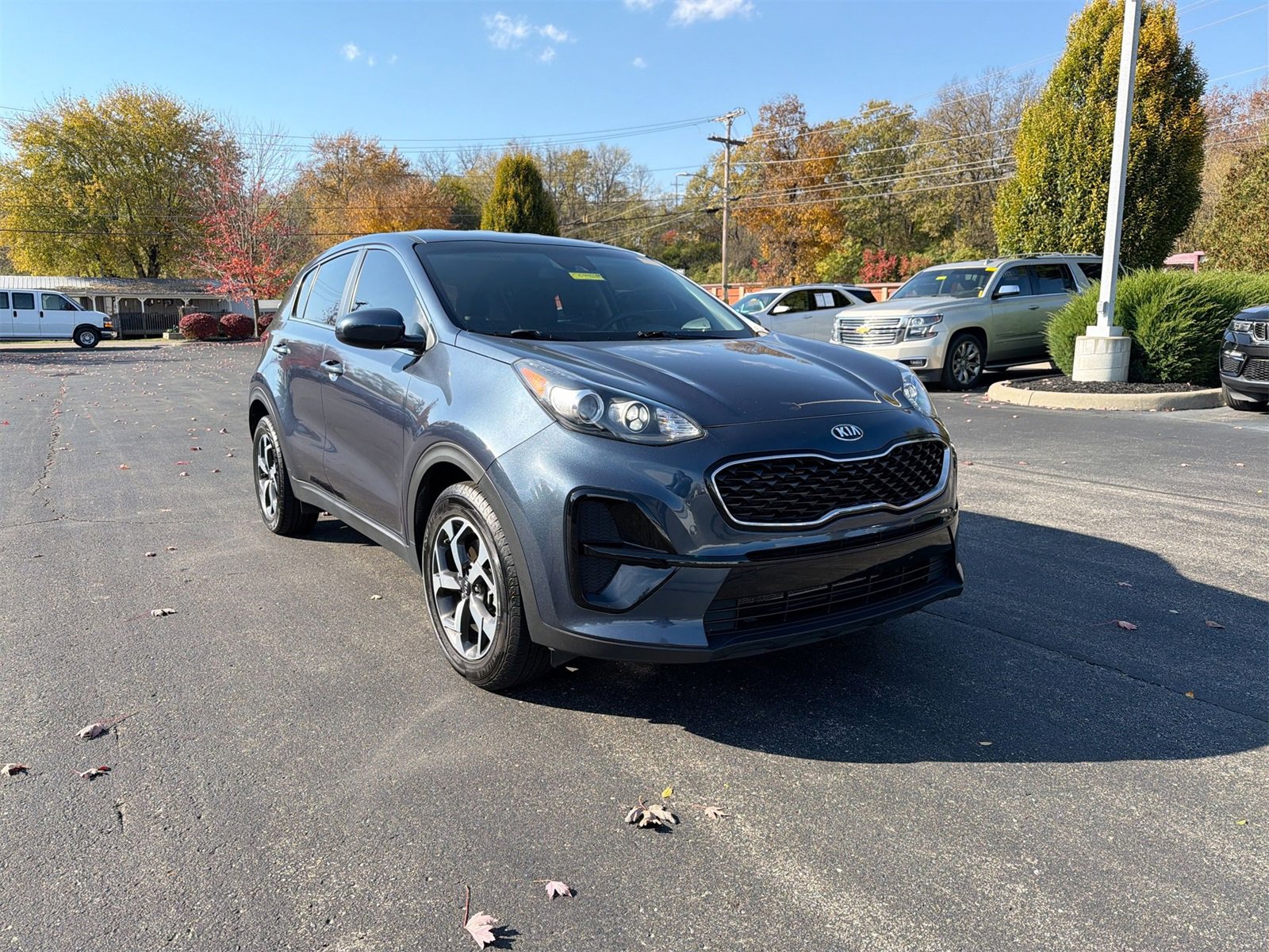 Used 2020 Kia Sportage LX image 2