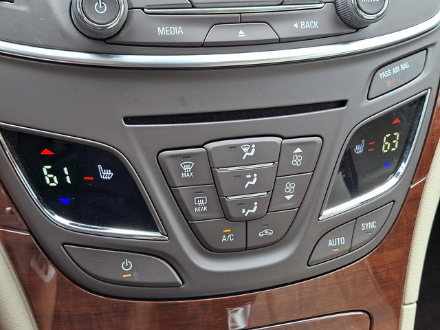 Used 2014 Buick Regal FWD image 14