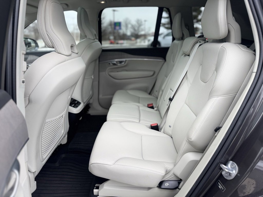 Used 2024 Volvo XC90 B6 Plus w/ Protection Package Premier image 26