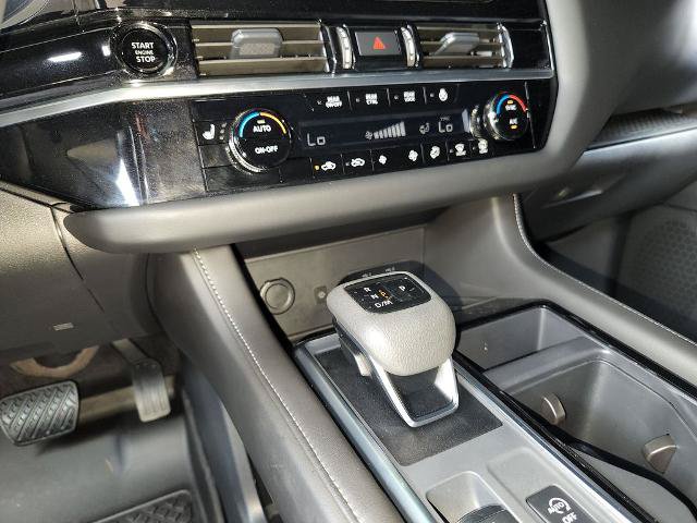 Certified 2025 Nissan Pathfinder SL AWD/4WD image 21