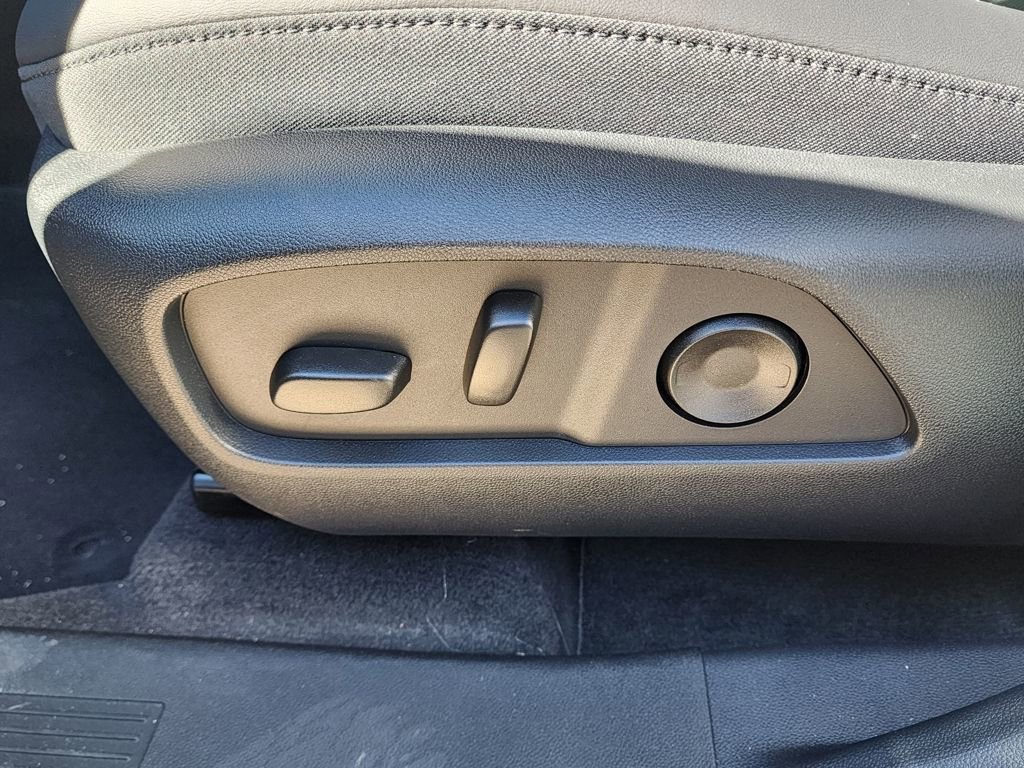 New 2026 GMC Terrain Elevation w/ Elevation Premium Package image 16