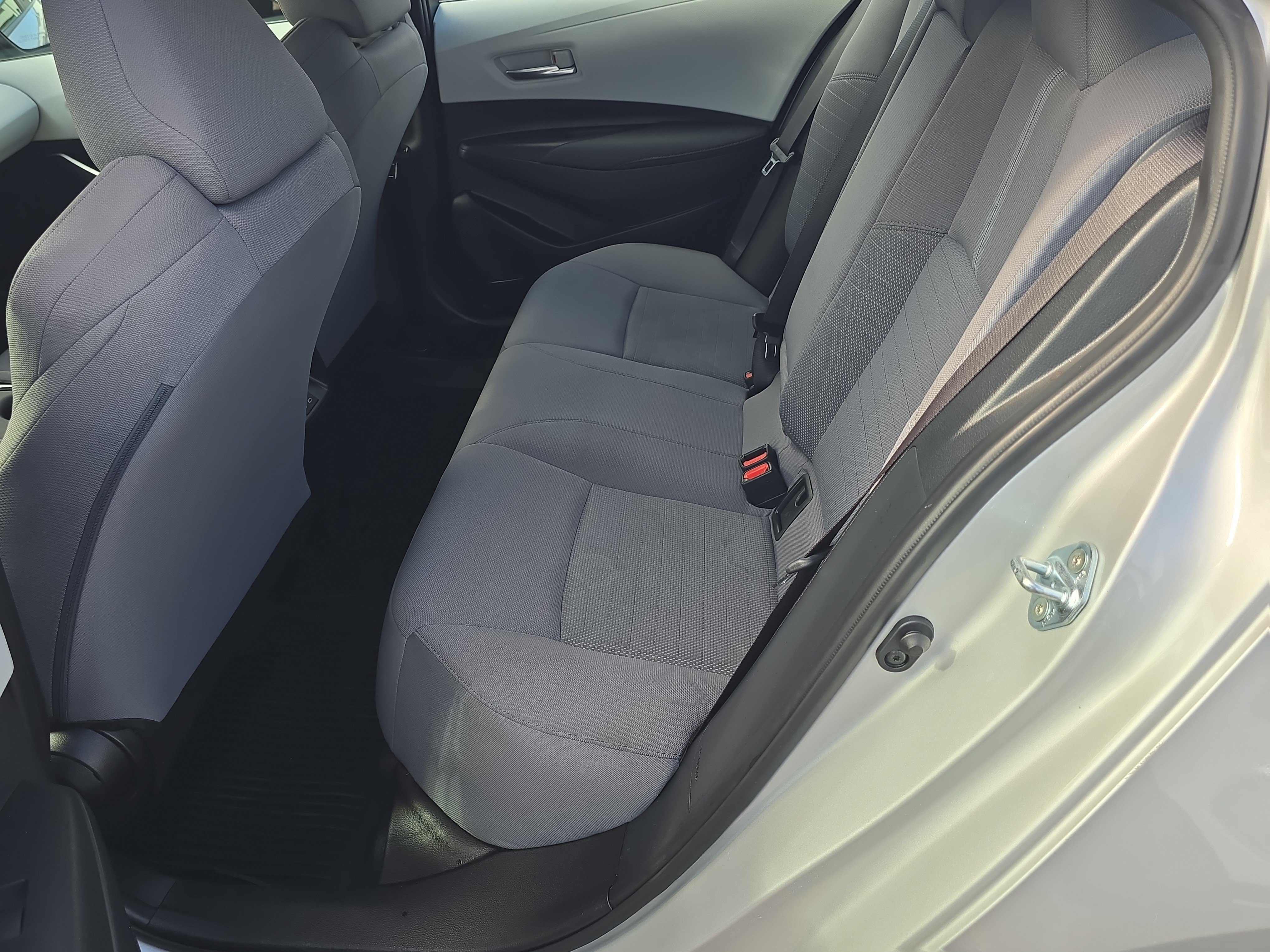 Used 2025 Toyota Corolla SE FWD image 16