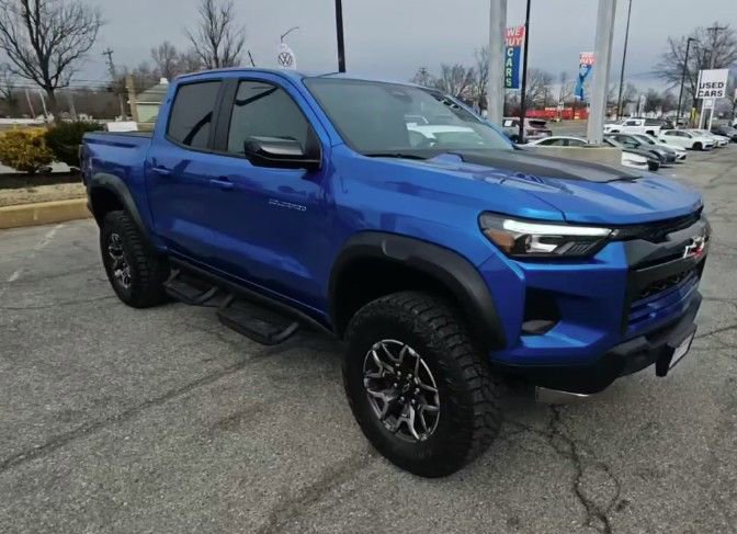 Used 2024 Chevrolet Colorado ZR2 w/ ZR2 Convenience Package III