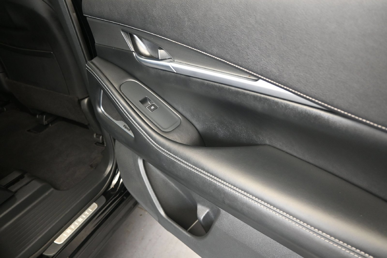 Used 2026 INFINITI QX60 Luxe w/ Cargo Package FWD image 22