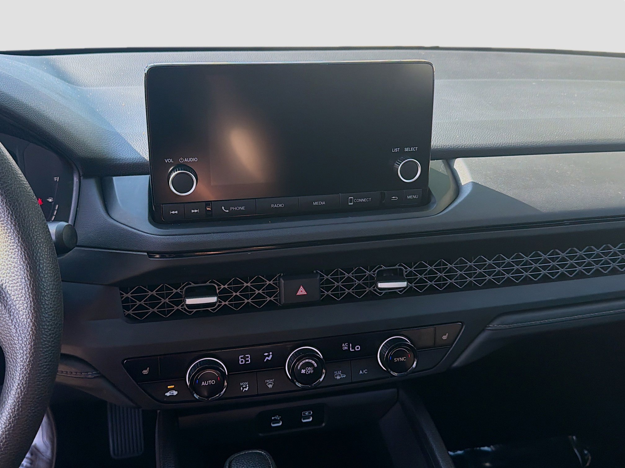 Certified 2025 Honda Accord SE image 12