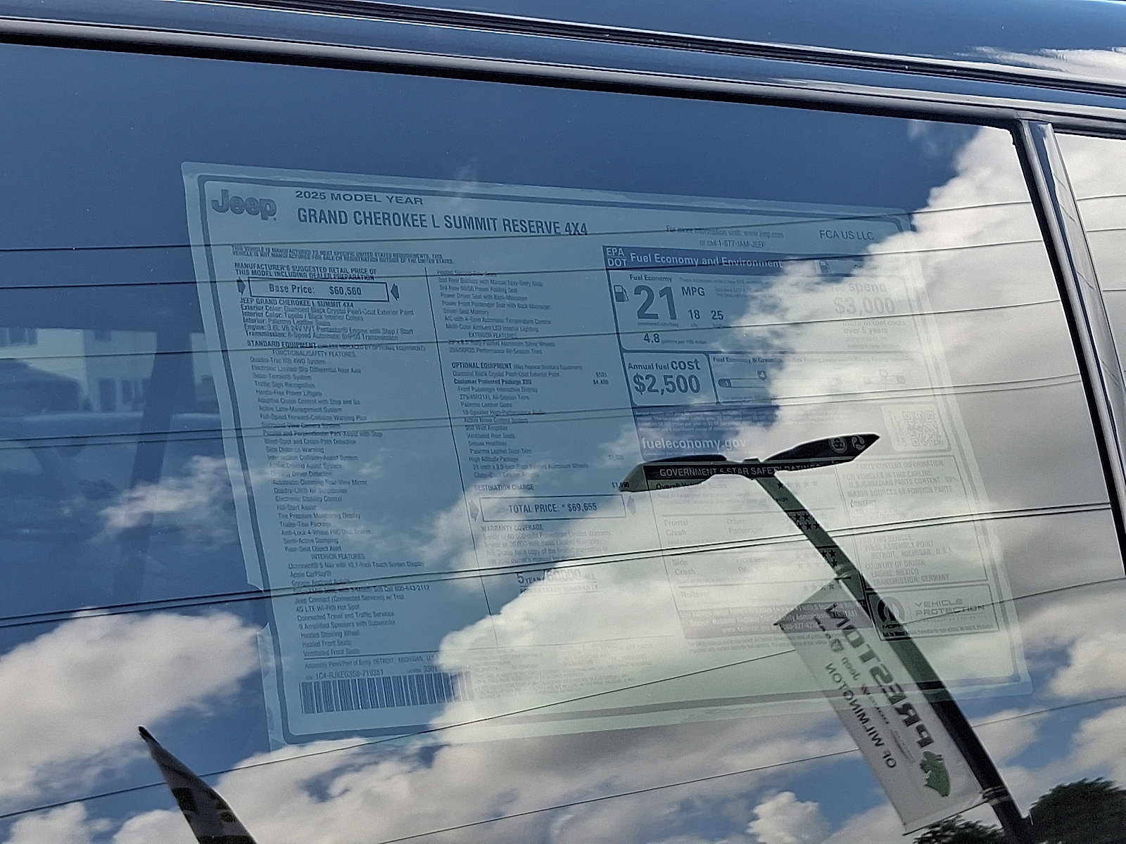 New 2025 Jeep Grand Cherokee L Summit image 13