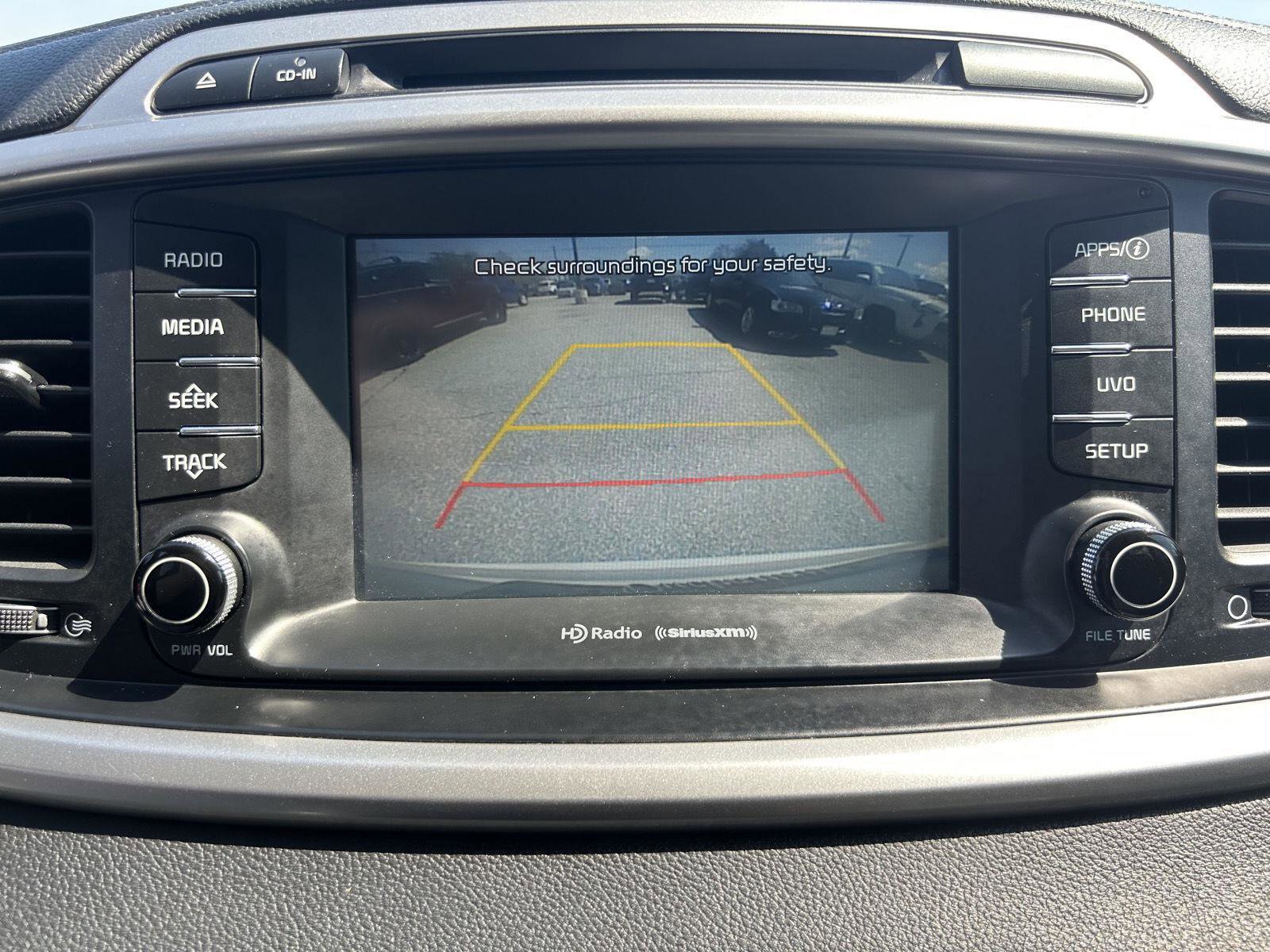 Used 2017 Kia Sorento LX w/ LX Convenience Package image 20