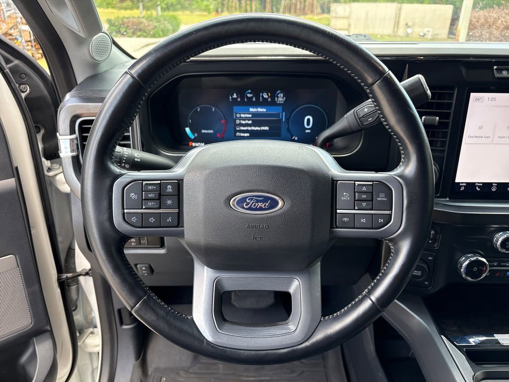 Used 2023 Ford F250 Lariat w/ Lariat Ultimate Package AWD/4WD image 17