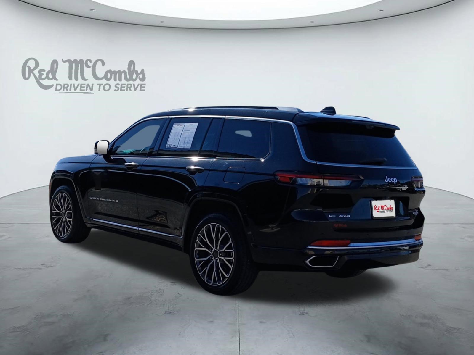 Used 2021 Jeep Grand Cherokee L Summit image 3