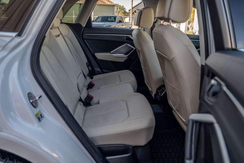 Used 2019 Audi Q3 2.0T Premium Plus AWD/4WD image 27