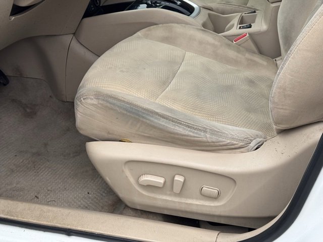 Used 2015 Nissan Rogue SV w/ SV Premium Package image 22