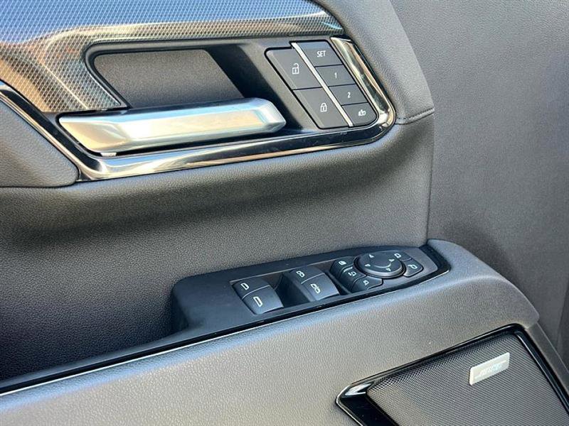 Used 2025 GMC Sierra 2500 AT4 w/ AT4 Premium Plus Package image 28