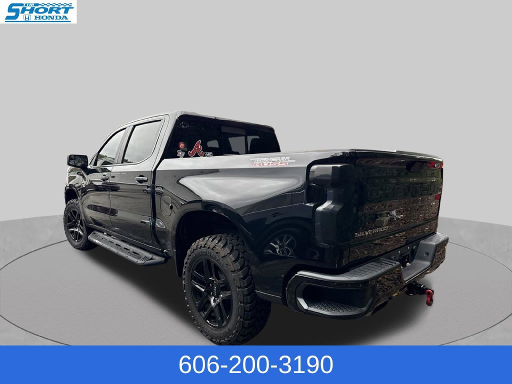 Used 2021 Chevrolet Silverado 1500 LT Trail Boss w/ Convenience Package II AWD/4WD image 8