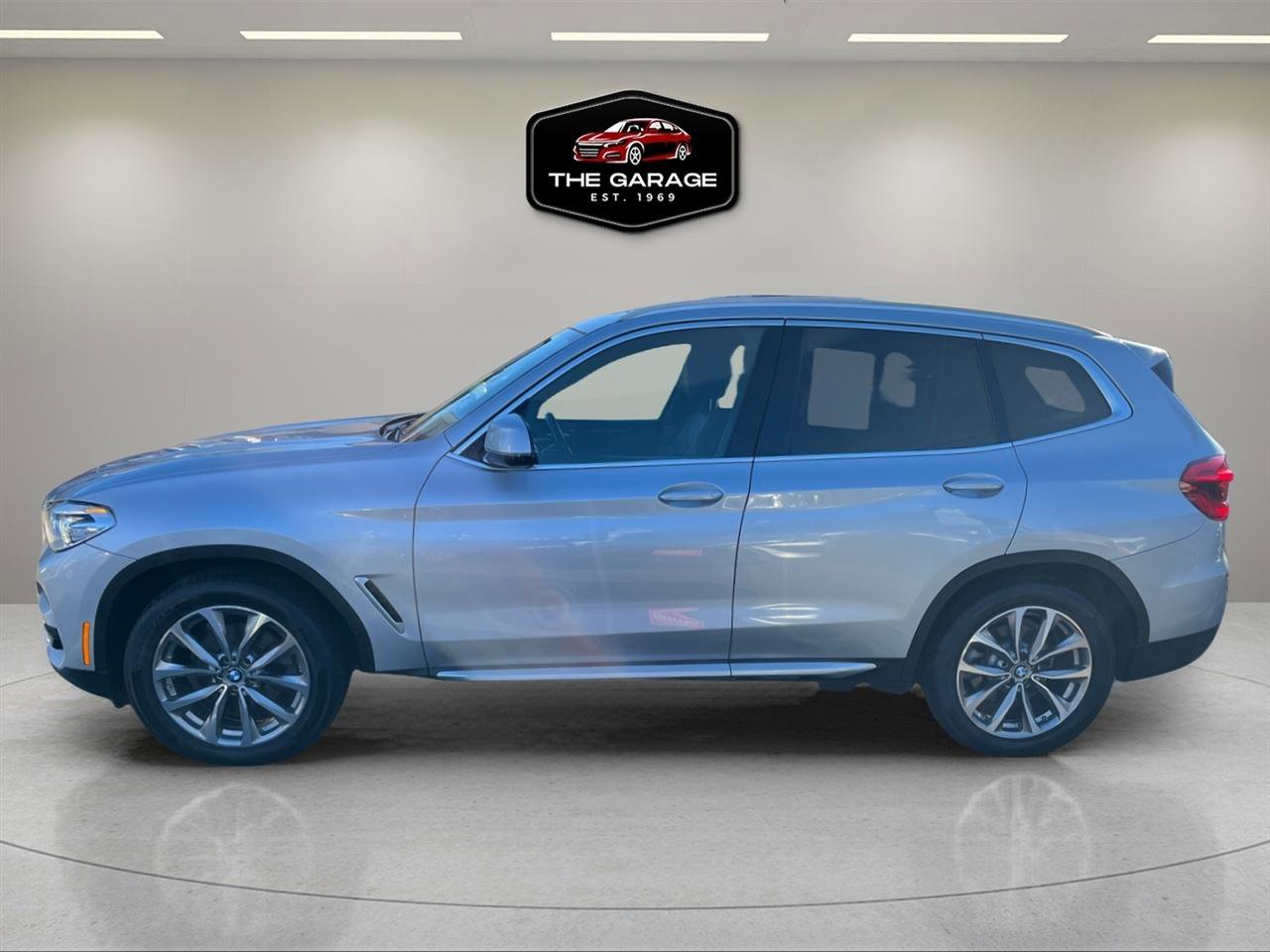 Used 2019 BMW X3 xDrive30i w/ Convenience Package AWD/4WD image 2