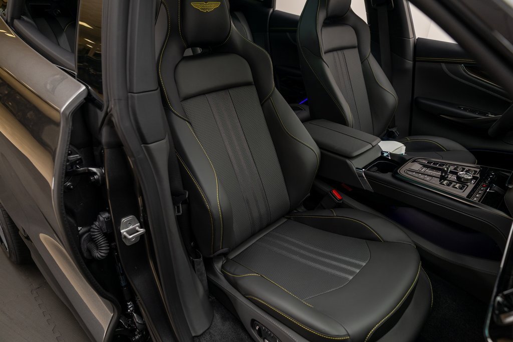 New 2025 Aston Martin DBX 707 image 28