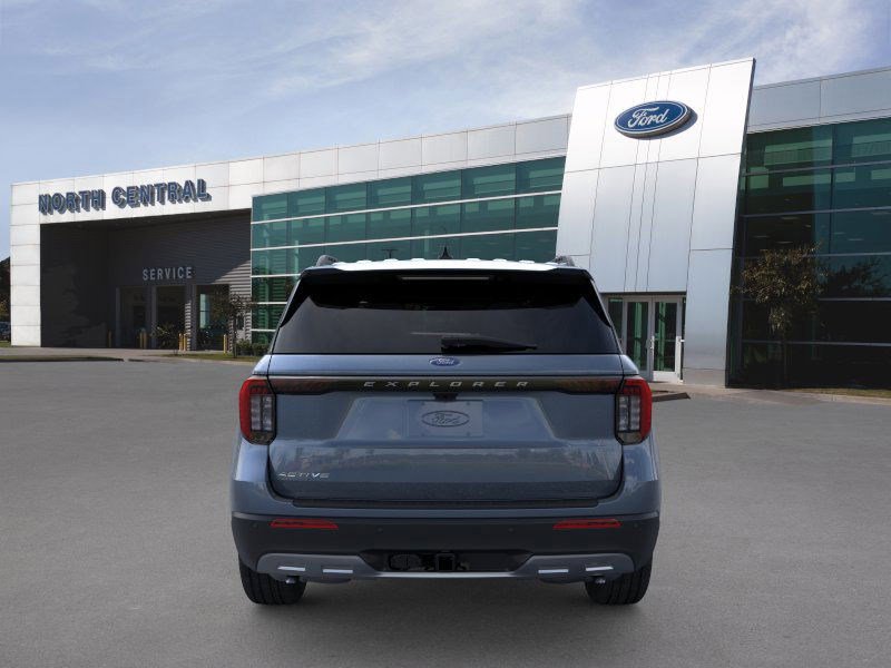 New 2025 Ford Explorer Active image 5