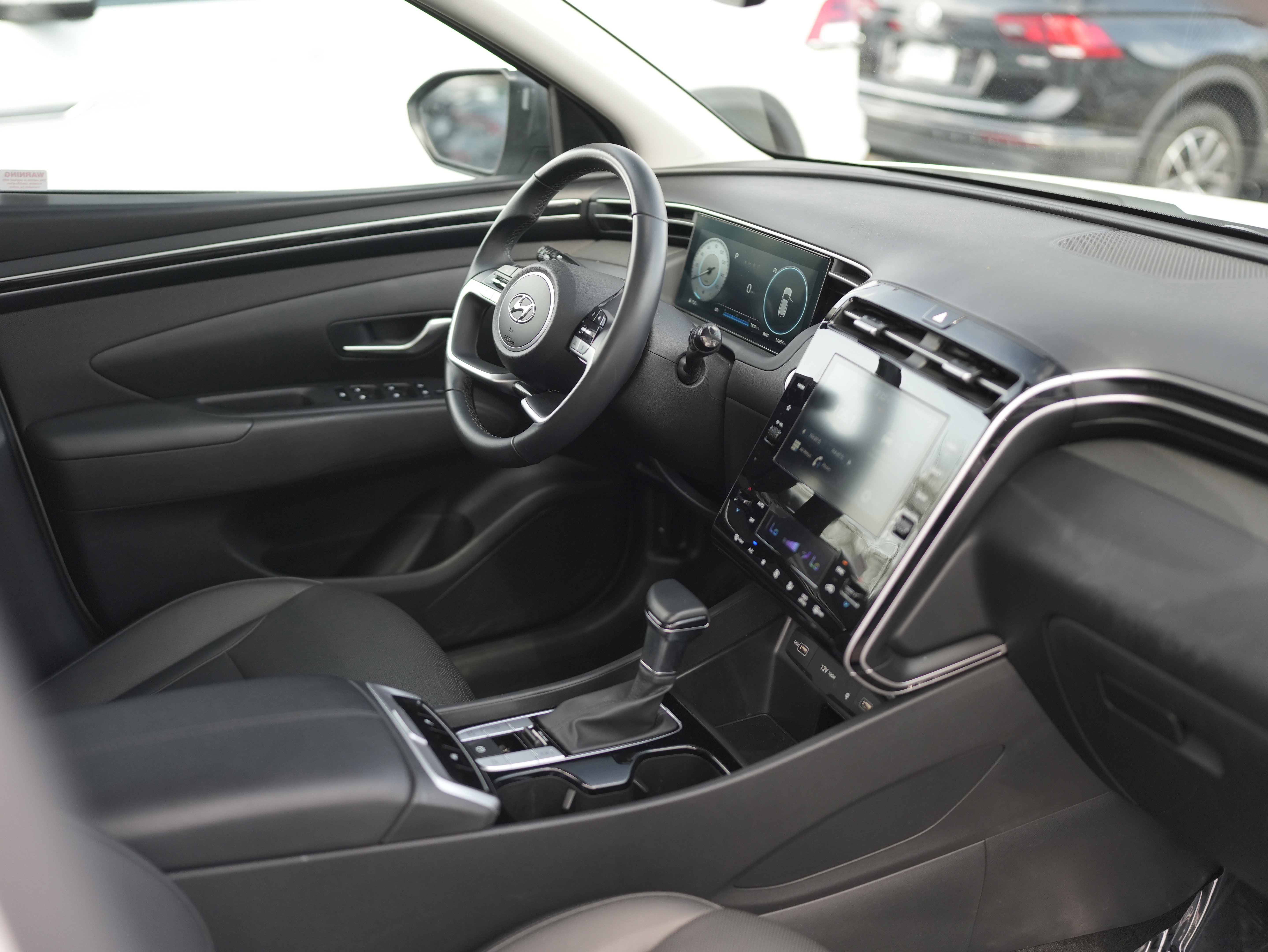 Used 2023 Hyundai Tucson SEL w/ Convenience Package FWD image 17