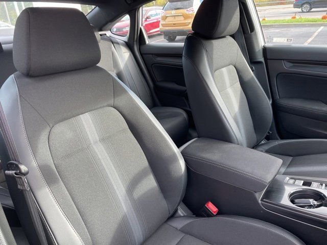 Used 2023 Honda Civic Sport image 10