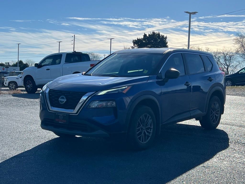 Used 2023 Nissan Rogue S image 8