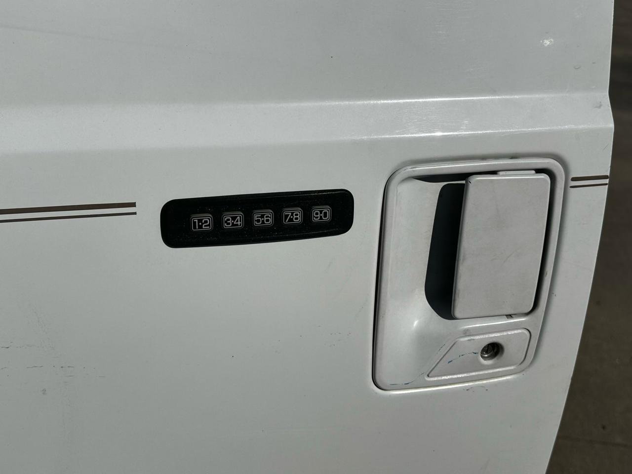 Used 2005 Ford Excursion Eddie Bauer image 55